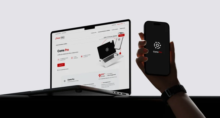 Visuel de la page produit Coms Pro et de son application mobile